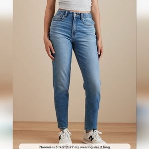 American Eagle Curvy Mom Jean